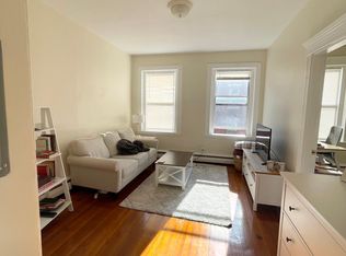 38 Grove St APT 5, Boston, MA 02114