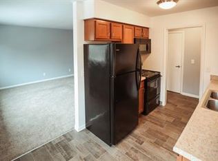 2805 Harwick Dr #1, Lansing, MI 48917