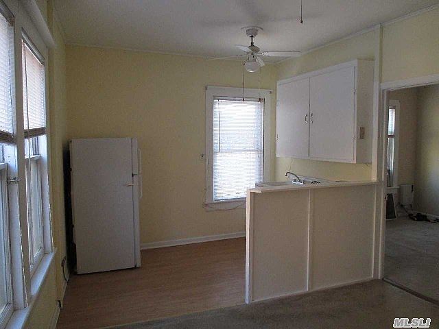 2nd image of 7 Bayview Ave