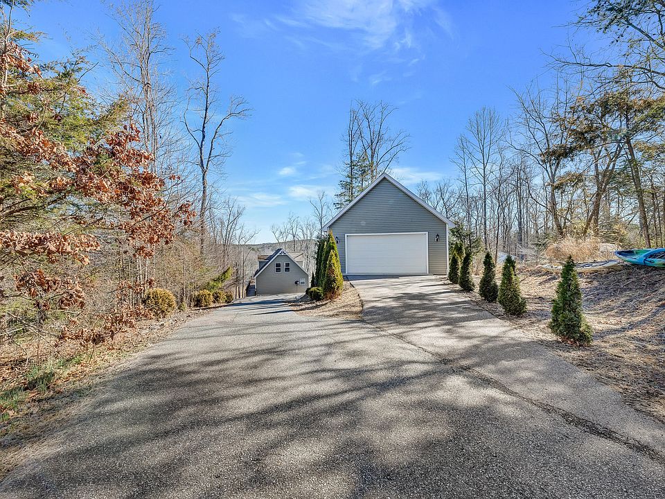 1st image of 626 Forest Shores Rd