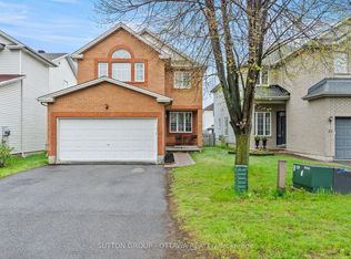 27 Nairn St, Ottawa, ON K2V 1B6