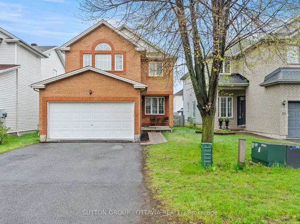 27 Nairn St, Ottawa, ON K2V 1B6