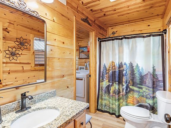 20th image of 1055 Carolina Fox Cir
