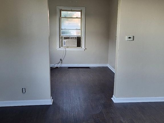 3rd image of 1355 Florence St #1355