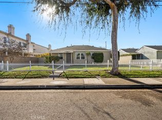 2100 W Valencia Dr, Fullerton, CA 92833