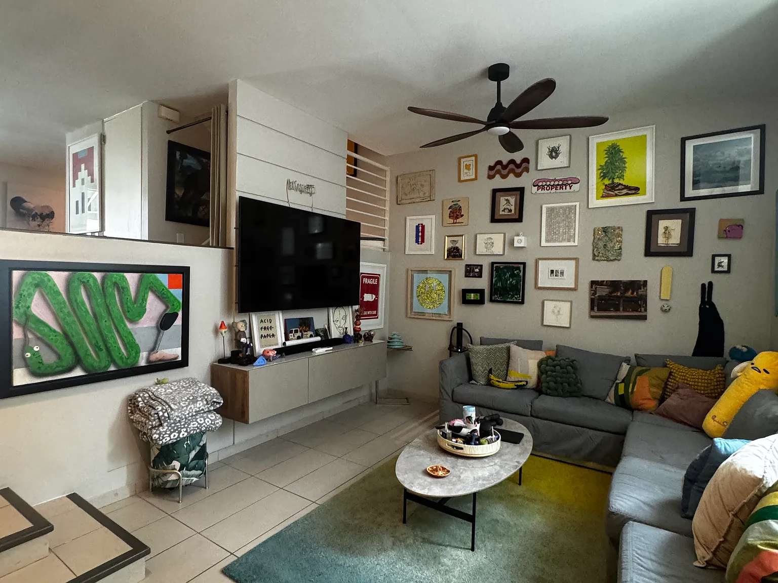3 bed, 2.5 bath, 1900 sqft, $4,000 — Photo 2