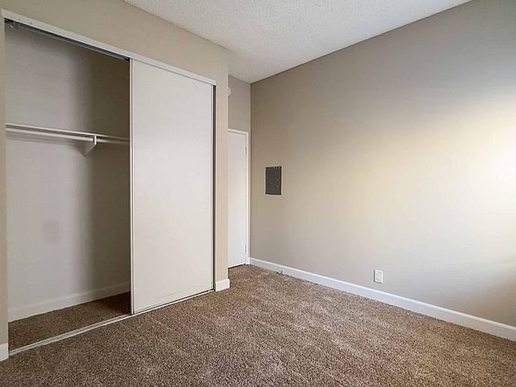 4th image of 3101-4 Juniper St