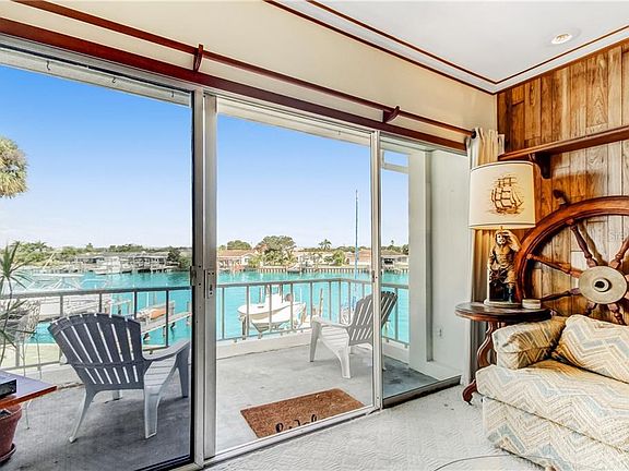 4th image of 311 Island Way APT 202