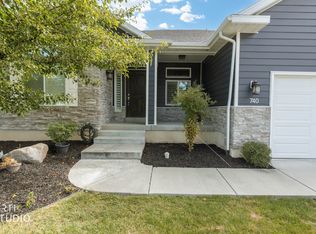 740 N Champion Ln, Kaysville, UT 84037