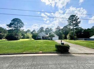 109 Floresta Dr, McDonough, GA 30252