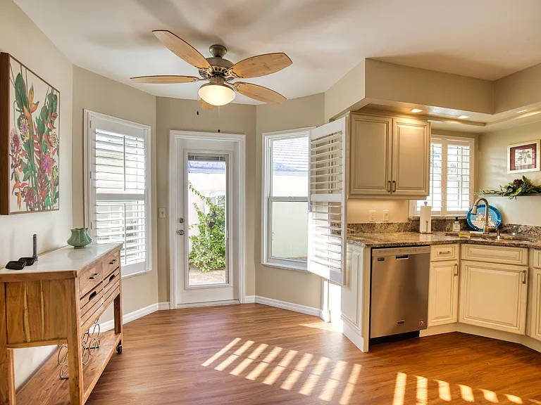 831 Harrington Lake Ln #37 — Photo 8