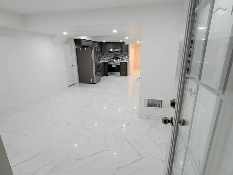 22 Brentcliff Dr — Photo 3