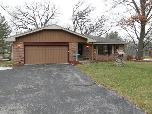 119 Oak STREET, Burlington, WI 53105