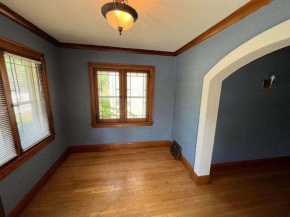 3rd image of 3314 N Humboldt Blvd