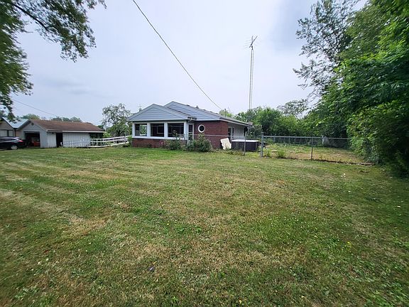 2nd image of 5939 Paw Paw Lake Rd