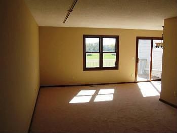 3rd image of 10279 Arrowwood Dr