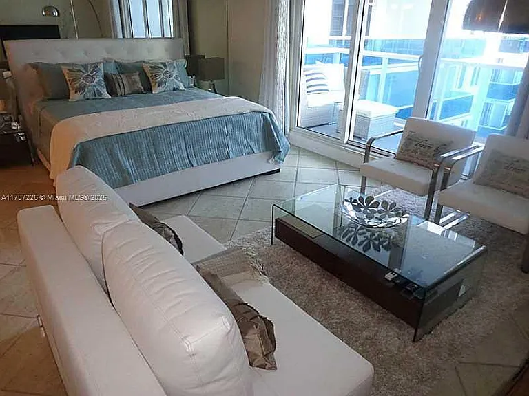 2301 Collins Ave #1221 — Photo 10