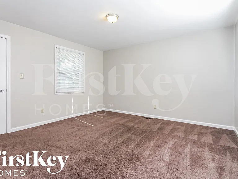 10207 Catalina Dr — Photo 8