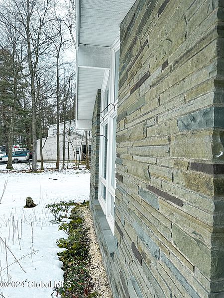 2nd image of 7 Walnut Lane E