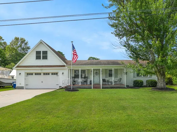 4192 Sunrise Drive Cir, Chincoteague, VA 23336