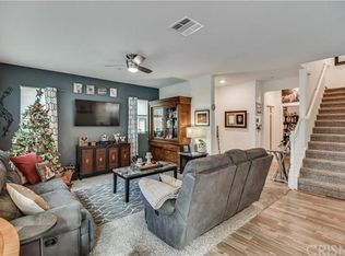 27425 Fern Ct, Santa Clarita, CA 91350