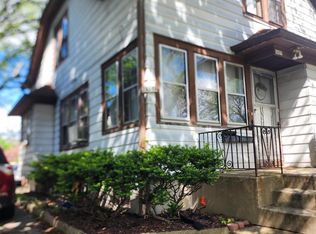 2427 N 54th St #A, Milwaukee, WI 53210