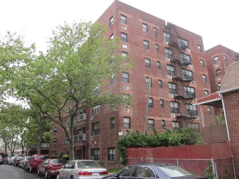 1270 E 51st St #1P — Photo 5