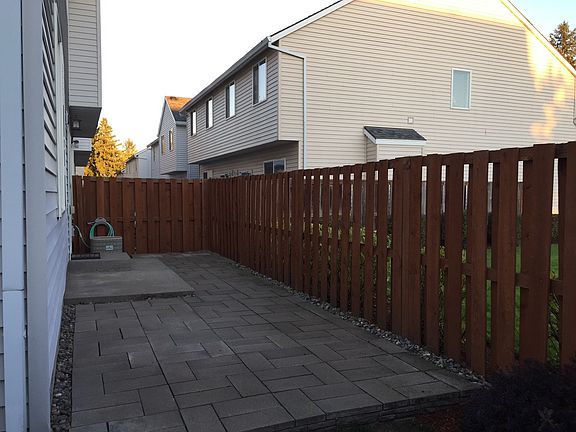 3rd image of 6502 NE Deer Run St
