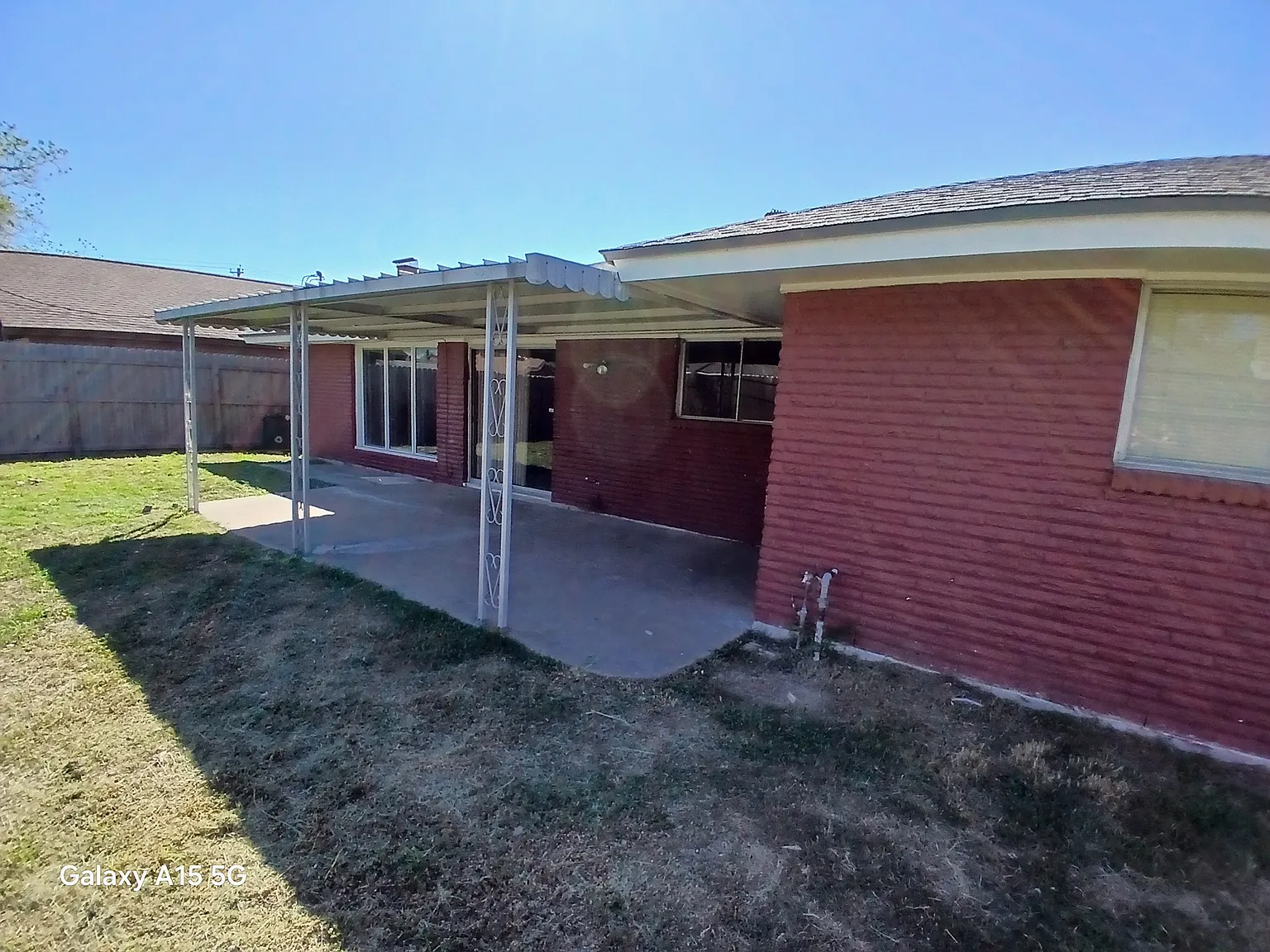749 Burkshire Dr — Photo 3
