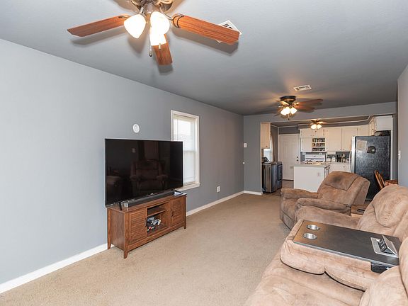 4th image of 4630 Rose Dr