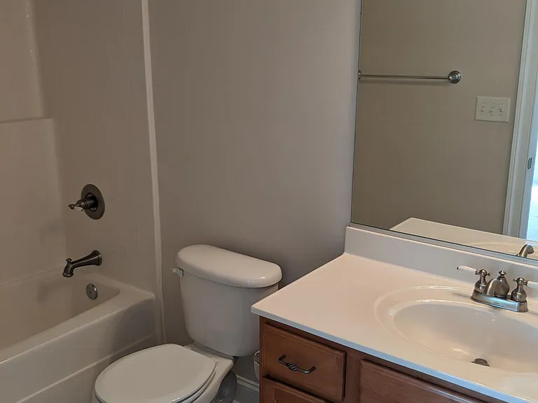 2nd floor bathroom. In-suite to 2nd bedroom.