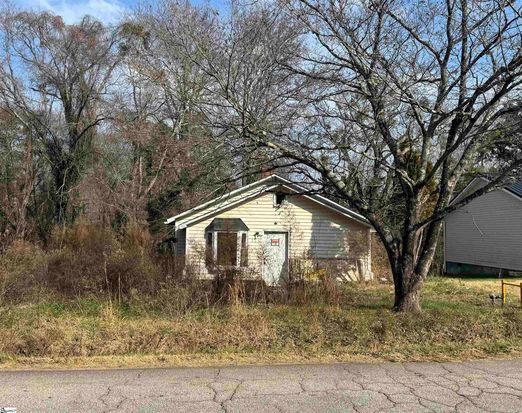 116 Newry Rd, Seneca, SC 29672