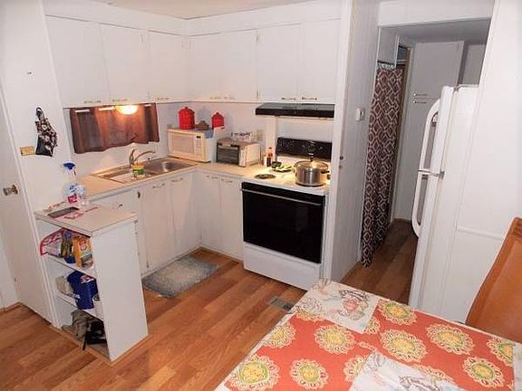 5th image of 39614 Persimmon Ave