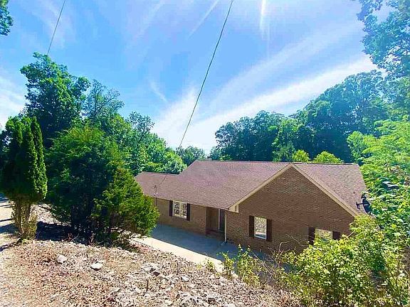 2nd image of 73 Mingo Dr