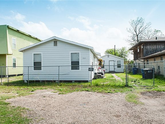 2nd image of 2601 Johanna St