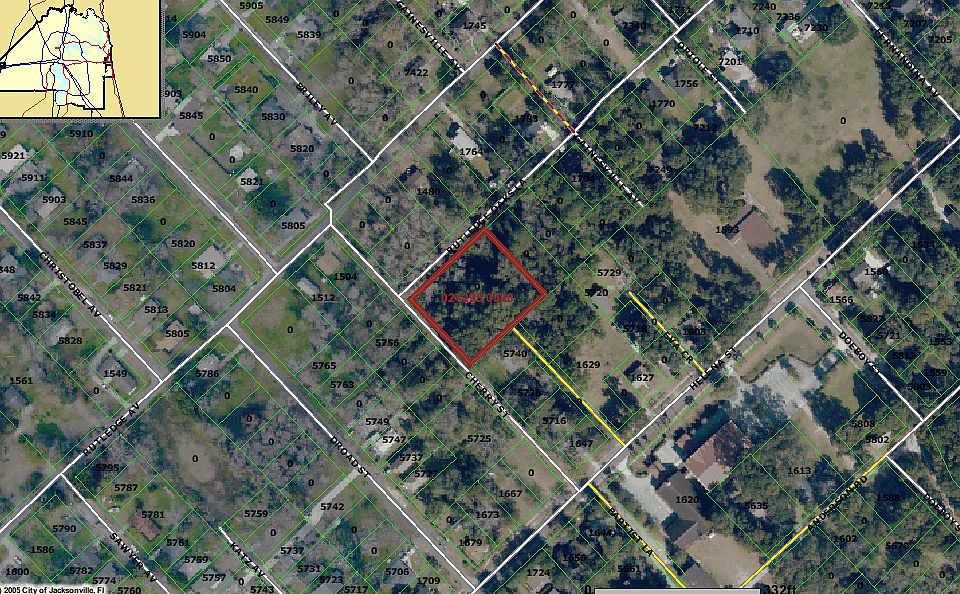 2nd image of Rutledge Oaks Ln