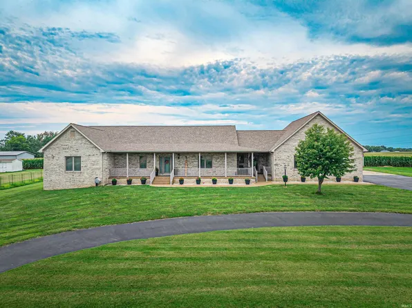 599 Shady Ln, Boonville, IN 47601