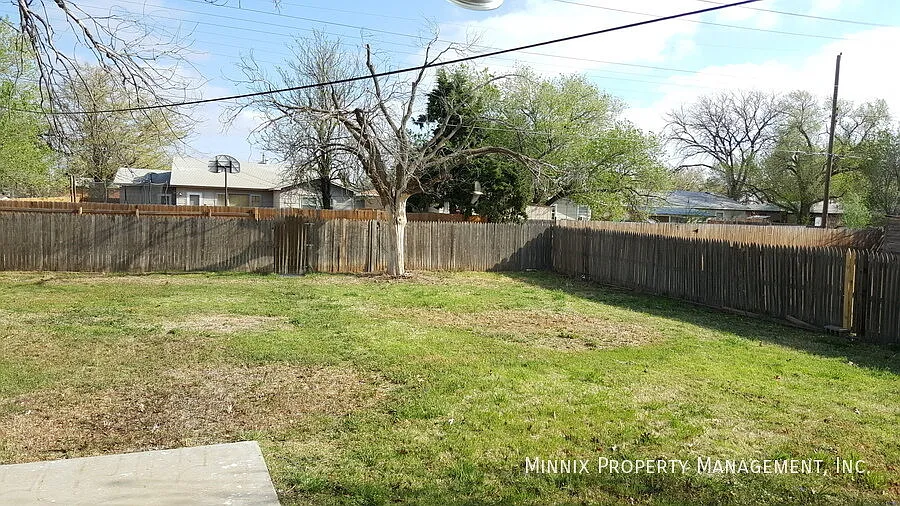 2 bedroom/ 1 bath | 4914 41st St. — Photo 3