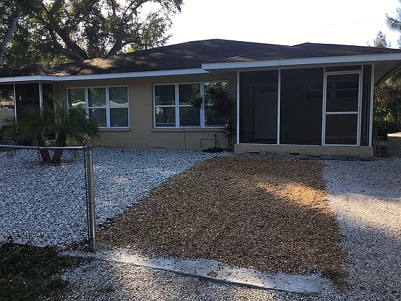 4th image of 2100 Bay St