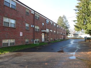 305 East Cir APT 7, Bristol, PA 19007