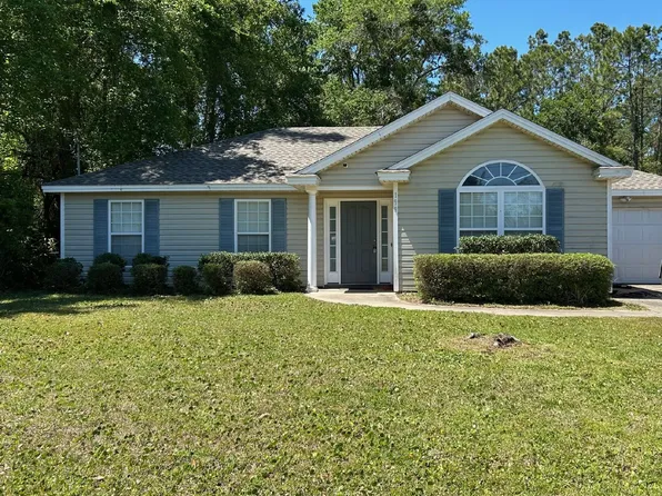 199 Sarah Dr, Brunswick, GA 31525