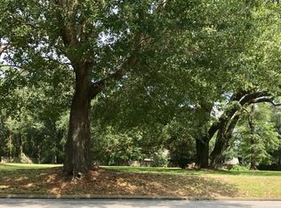 2701 Hillcrest Rd, Mobile, AL 36695