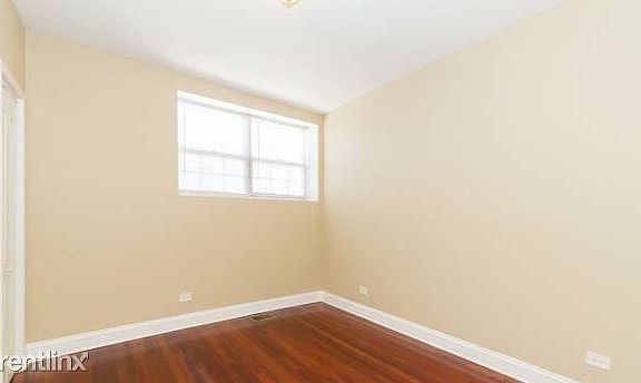 5th image of 1708 W Farwell Ave