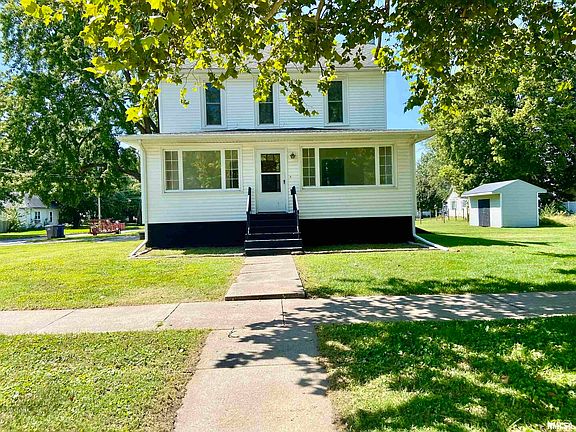 2nd image of 601 N College Ave