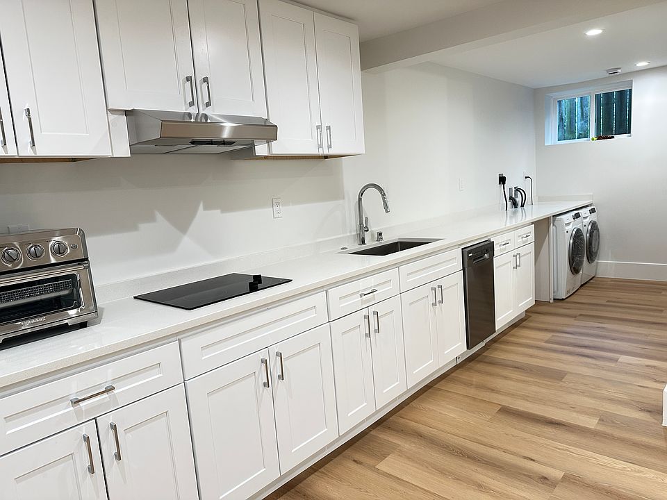 Kitchen and laundry