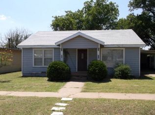 1129 Walnut St, Colorado City, TX 79512