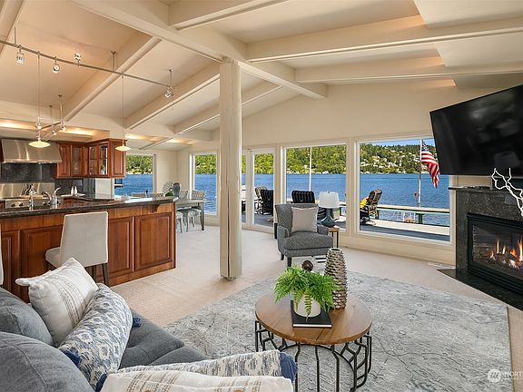 5th image of 1820 W Lake Sammamish Parkway NE