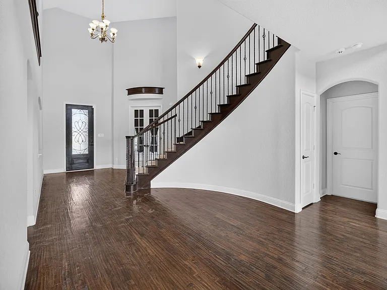 1708 Stillwater Ave — Photo 3