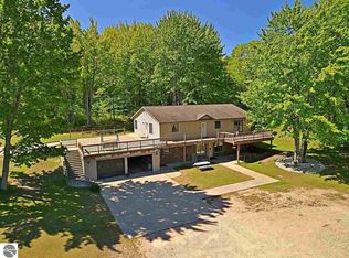 10636 E 34th Rd, Cadillac, MI 49601