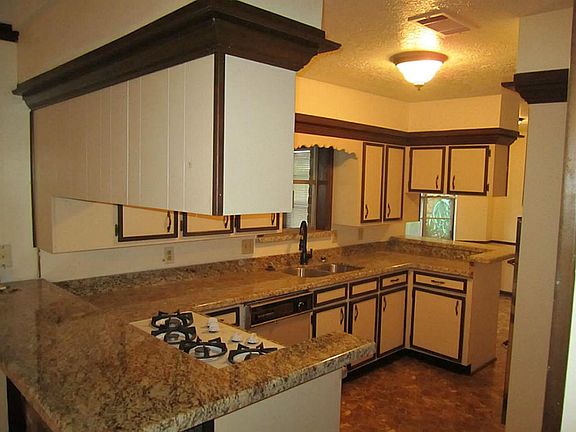 4th image of 14526 Duncannon Dr
